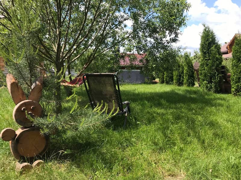 Котедж з басейном