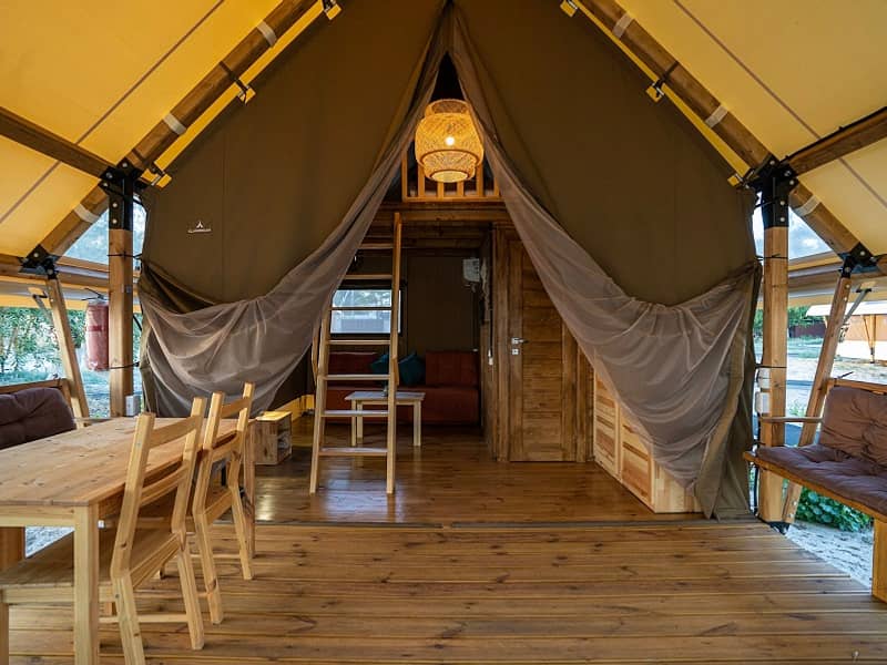 ROYAL glamping