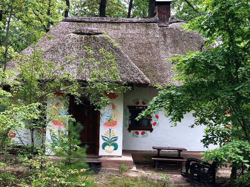 Загородный комплекс Лісотель