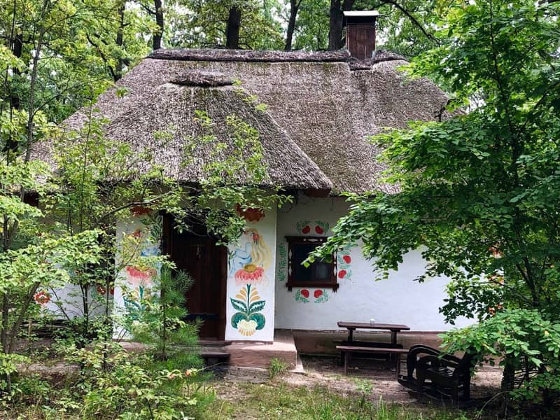 Загородный комплекс Лісотель