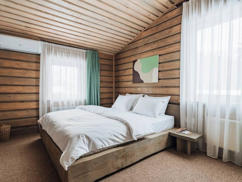 Трехкомнатный коттедж Retreat с террасой