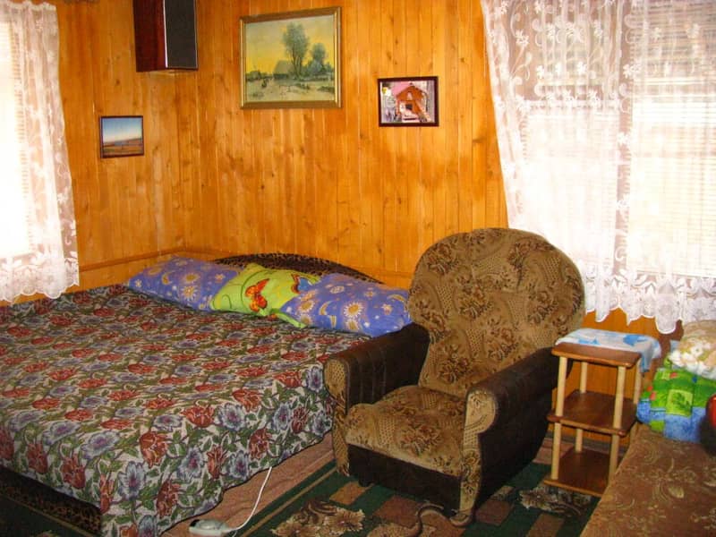 Двухэтажный дом на 4 спальни, большой балкон